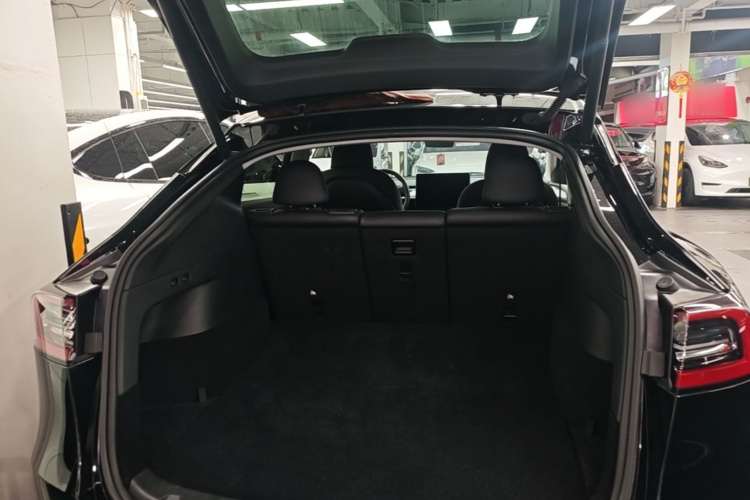 Tesla Model Y 2023 #19 Tesla Model Y 2023 immagine di auto #19