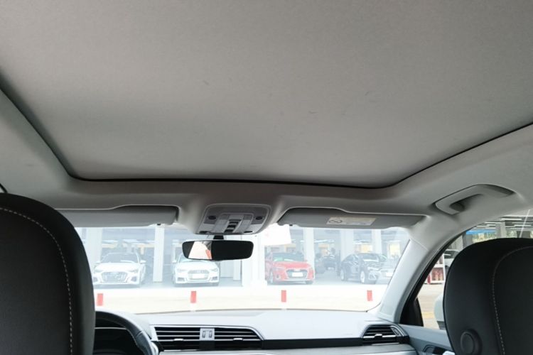 Audi Q3 2023 immagine di auto #18