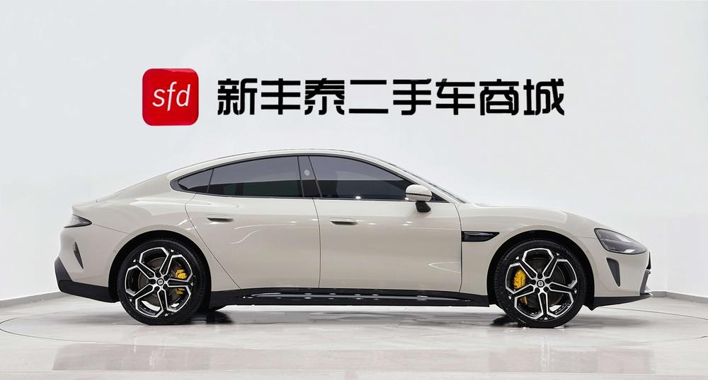2025 car image #7