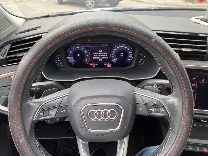 Audi Q3 2019 #6 Audi Q3 2019 صورة سيارة #6