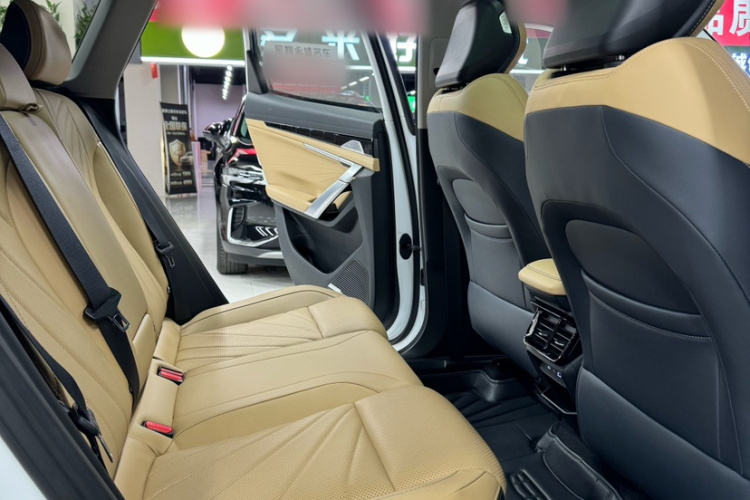 GEELY Boyue L 2023 #20 GEELY Boyue L 2023 car image #20