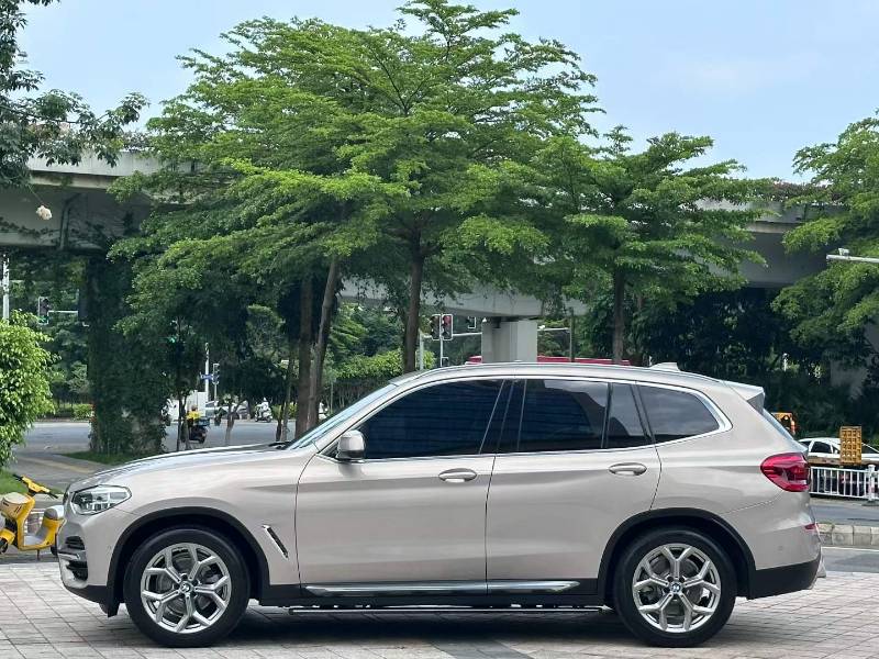BMW X3 2021 #3 BMW X3 2021 car image #3