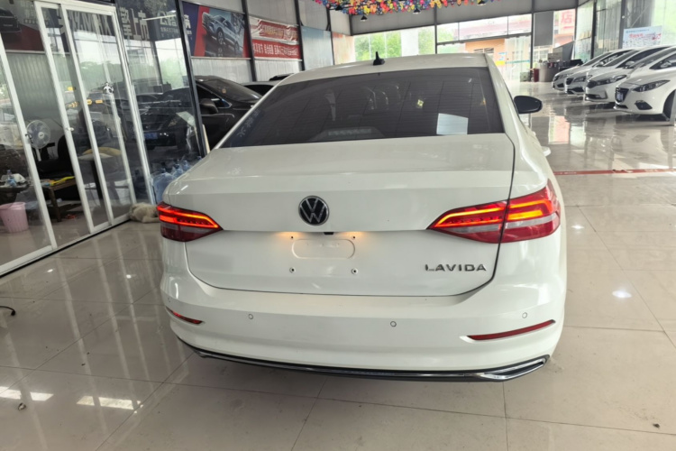Volkswagen Lavida 2021 #6 Volkswagen Lavida 2021 car image #6