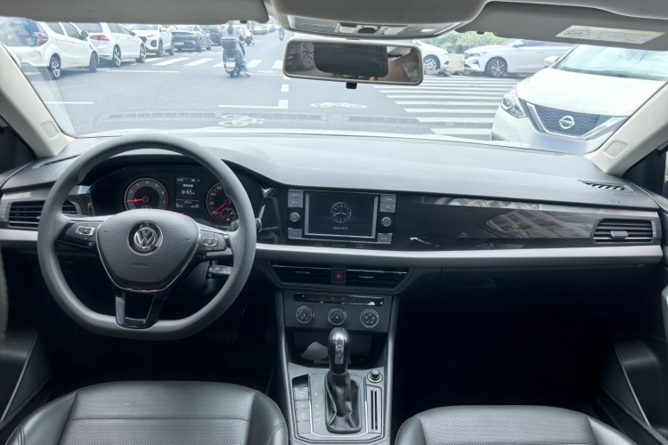 Volkswagen Lavida 2020 car image #11