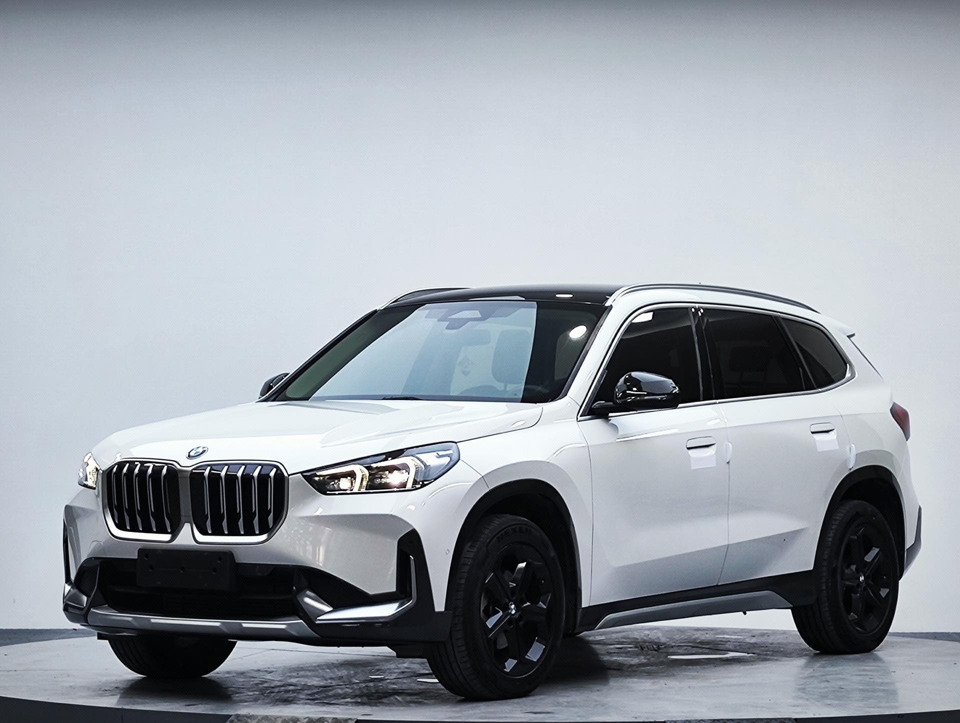 BMW X1 2023 car image 