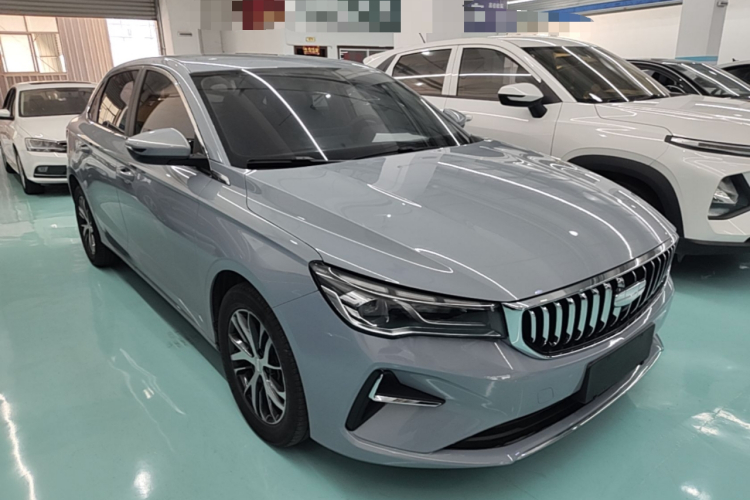 GEELY Emgrand 2025 #4 GEELY Emgrand 2025 car image #4