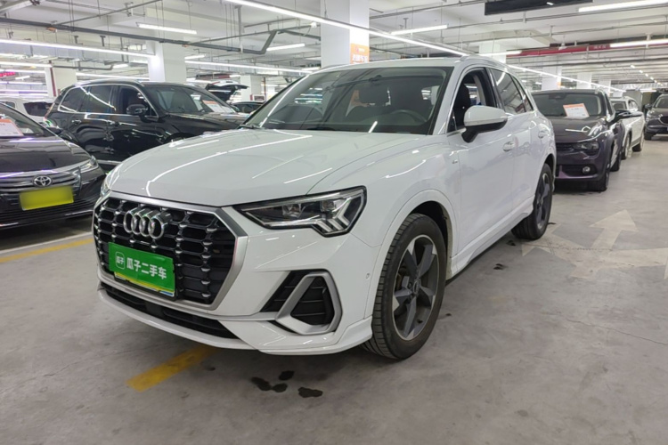 Audi Q3 2021 #2 Audi Q3 2021 car image #2