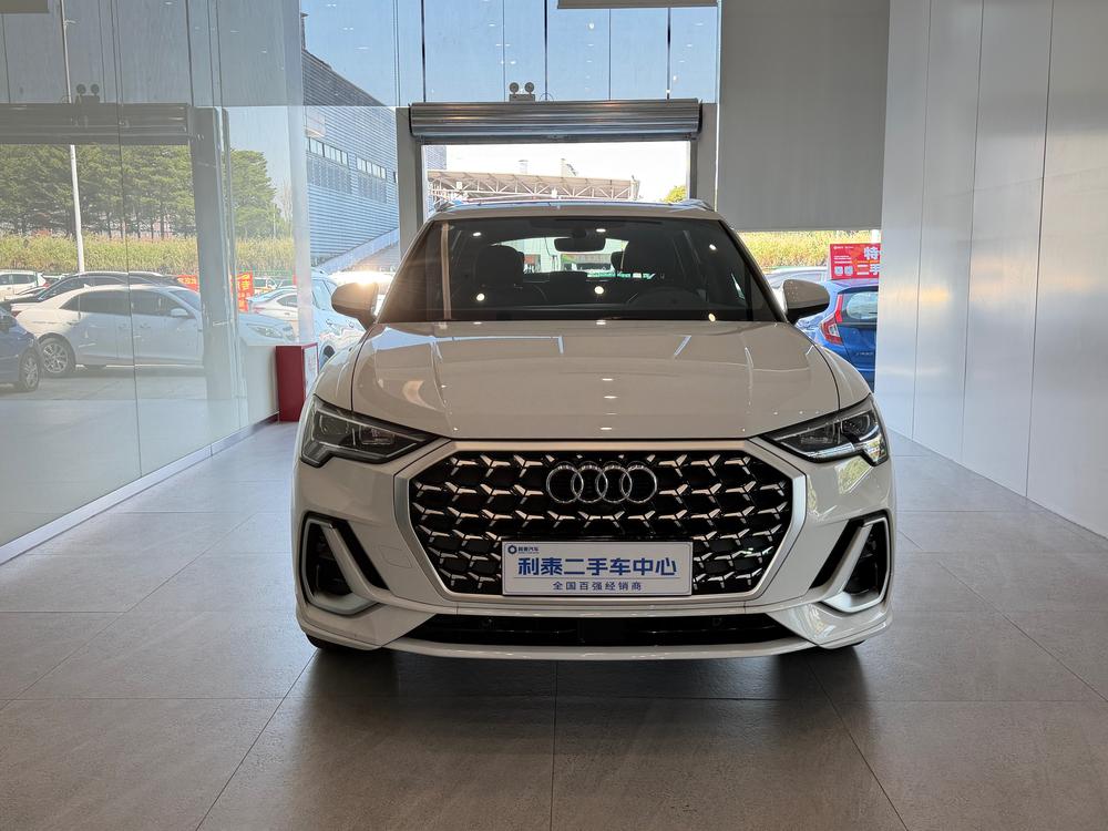 Audi Q3 2024 #2 Audi Q3 2024 car image #2