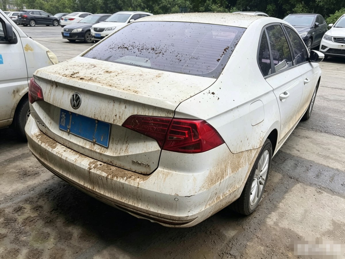 Volkswagen Bora 2018 car image #2