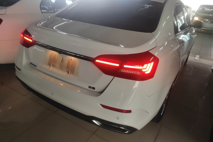 GEELY Emgrand 2020 #7 GEELY Emgrand 2020 car image #7