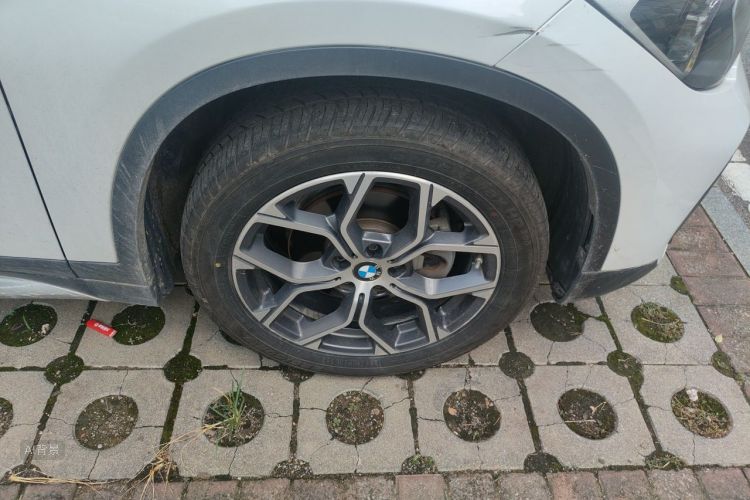 BMW X1 2021 car image #9
