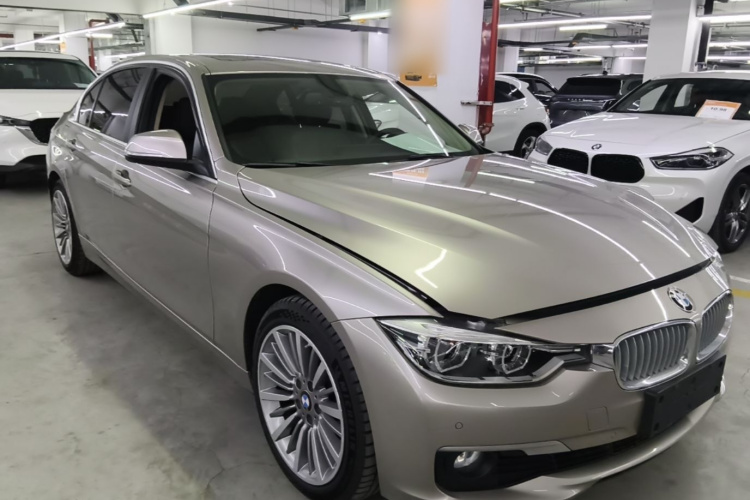 BMW 3 Series 2019 #4 BMW 3 Series 2019 immagine di auto #4