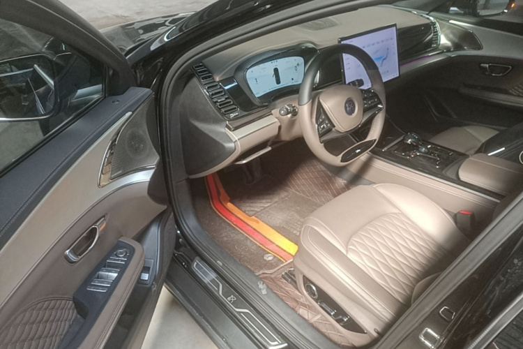 BYD Han 2024 car image #16