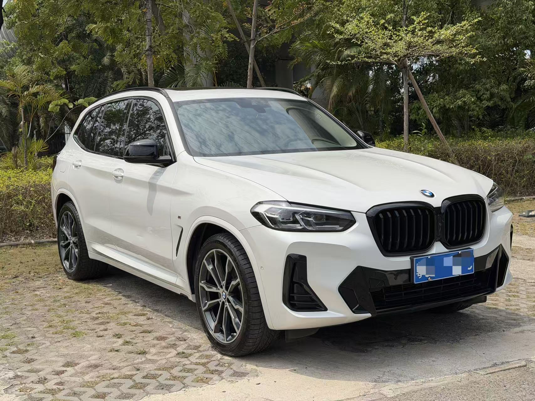 BMW X3 2023 #2 BMW X3 2023 car image #2