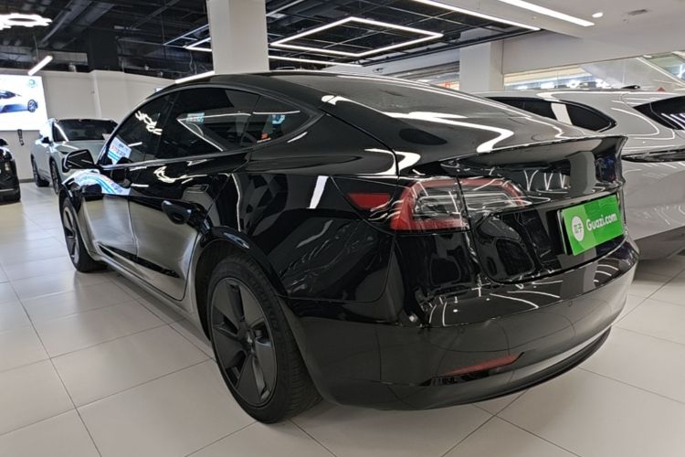 Tesla Model 3 2022 car image #5