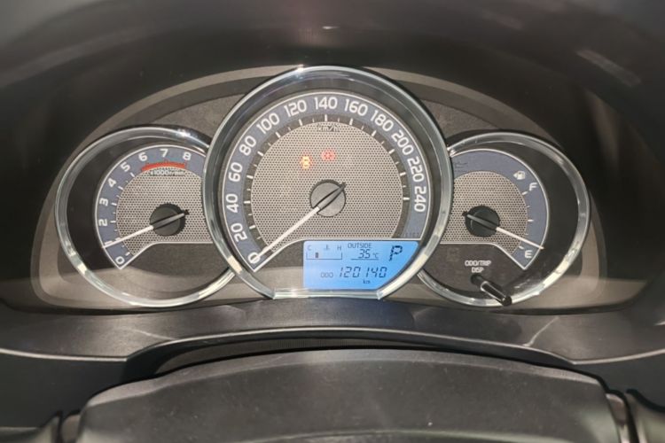 Toyota Corolla 2017 #15 Toyota Corolla 2017 car image #15