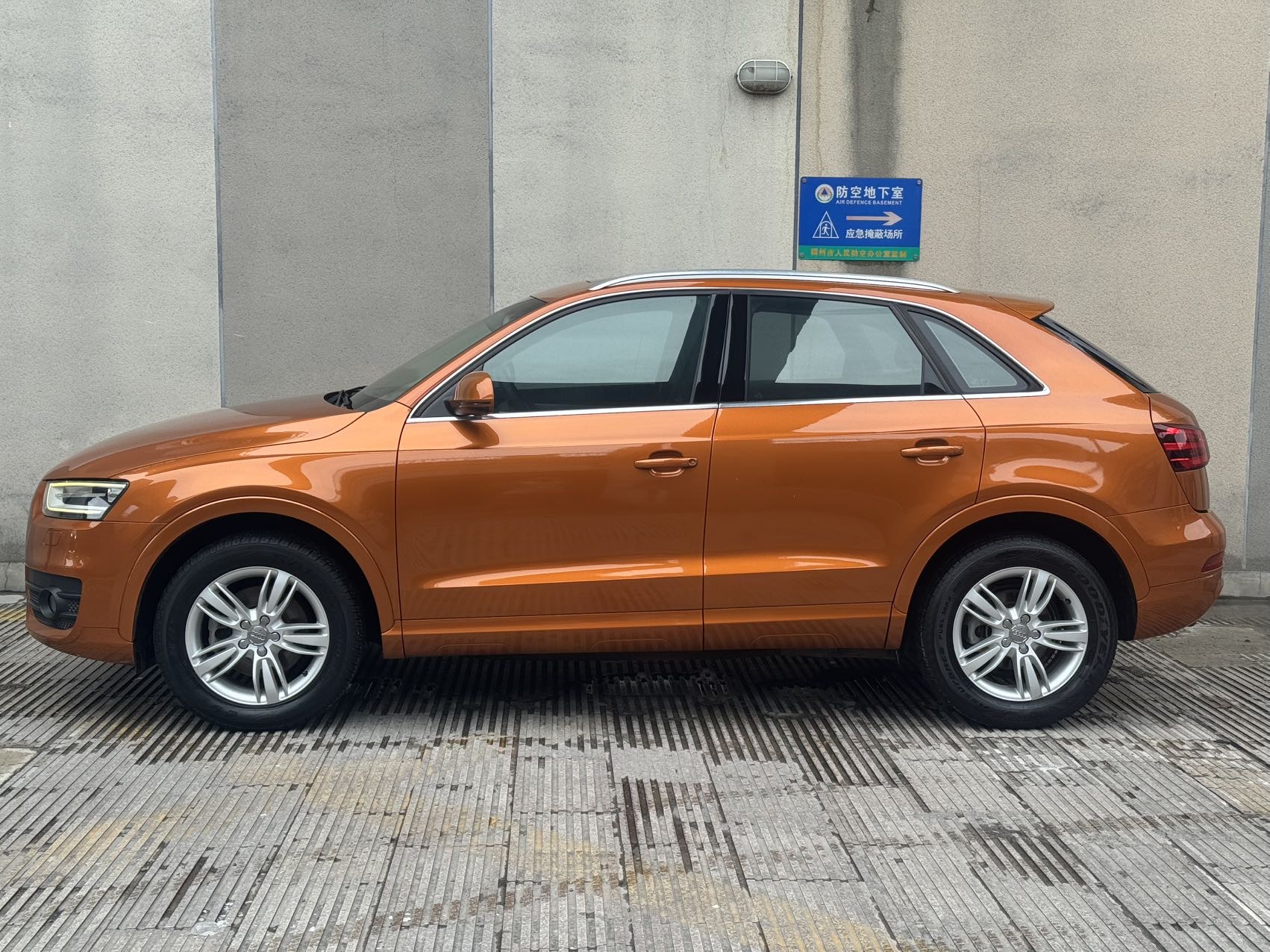 Audi Q3 2013 #3 Audi Q3 2013 car image #3
