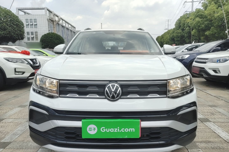 Volkswagen T-Cross 2025 #3 Volkswagen T-Cross 2025 car image #3