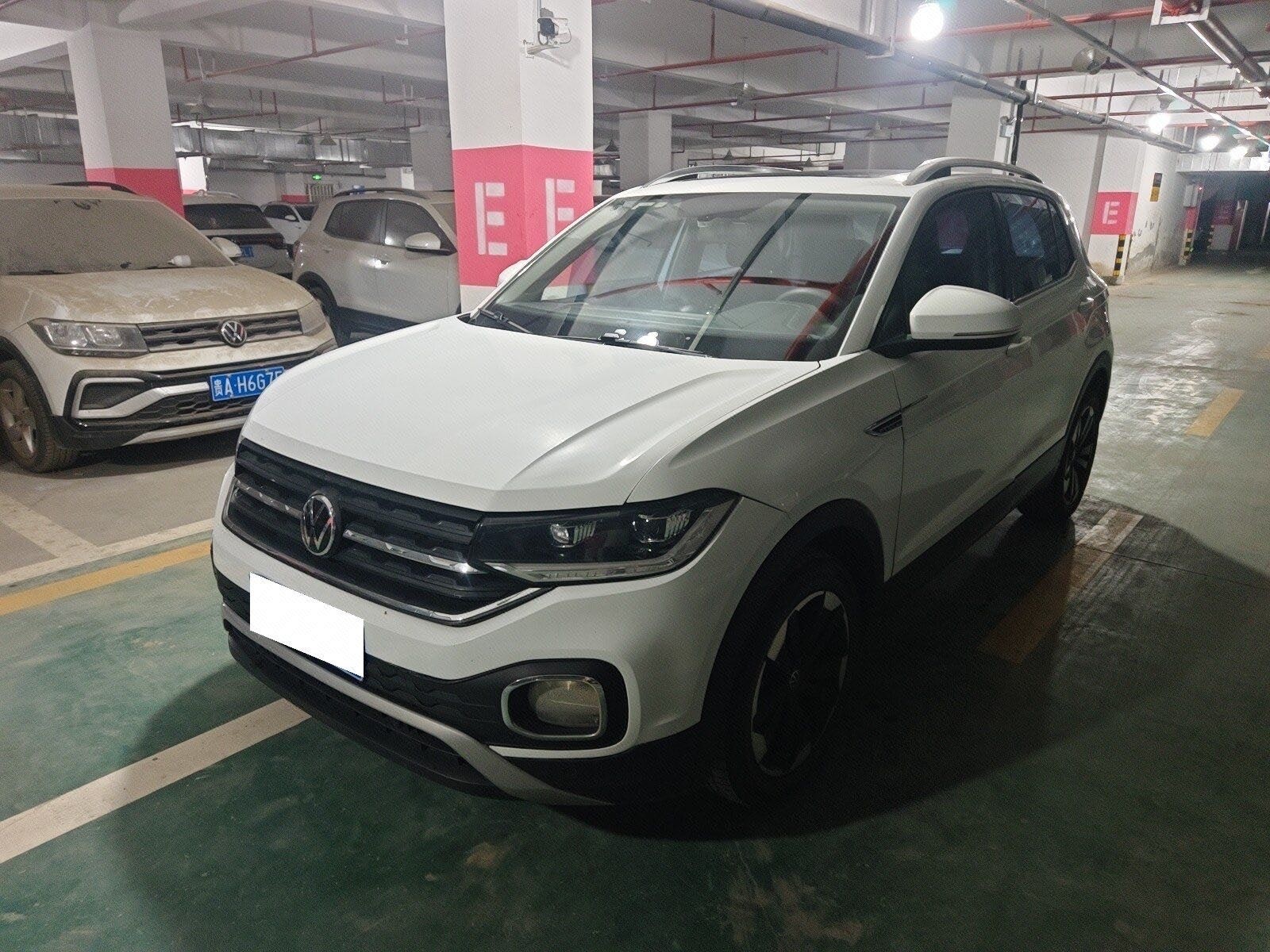 2023 2023 immagine di auto