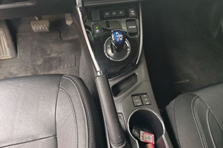 Toyota Corolla Hybird E+ 2019 immagine di auto #18