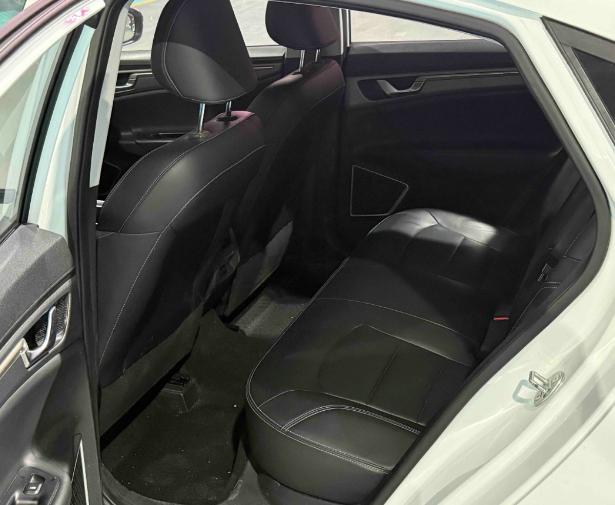 GEELY Emgrand New Energy 2021 #3 GEELY Emgrand New Energy 2021 car image #3