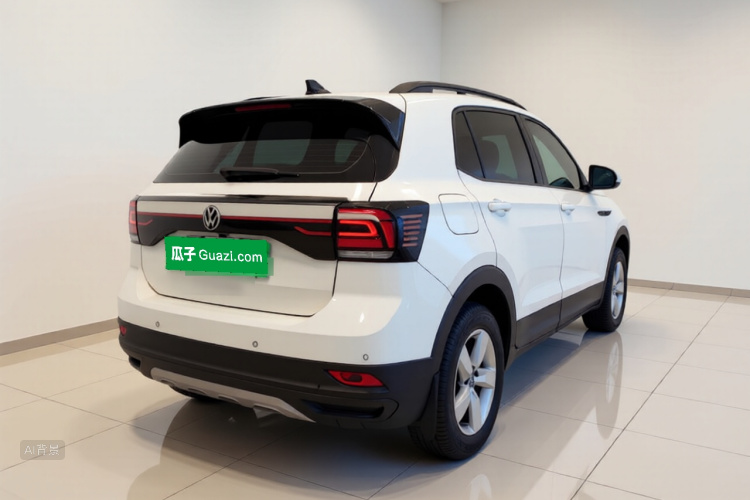 Volkswagen T-Cross 2021 car image #5