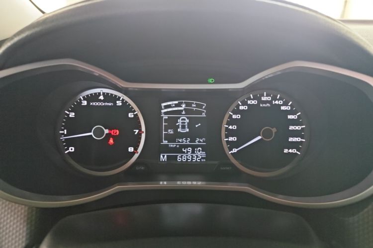 GEELY Emgrand GS 2017 car image #16