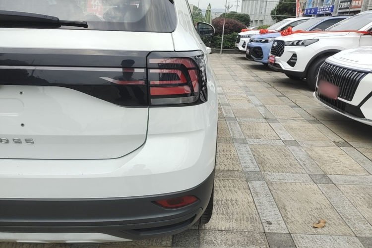 Volkswagen T-Cross 2025 #8 Volkswagen T-Cross 2025 car image #8