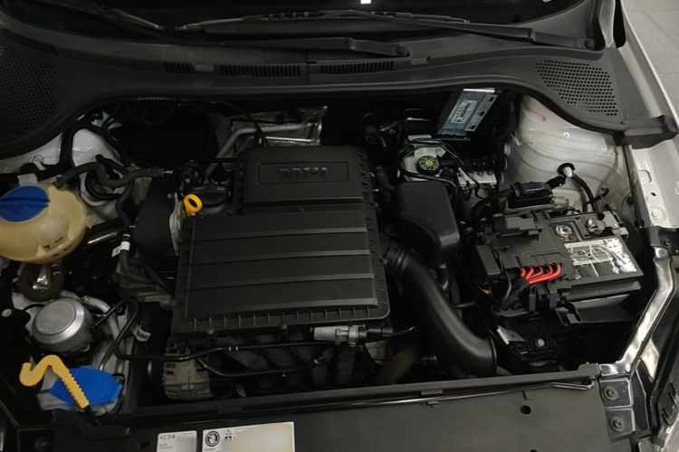 Volkswagen Santana 2021 car image #20