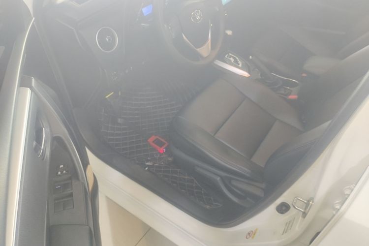 Toyota Corolla 2017 car image #16