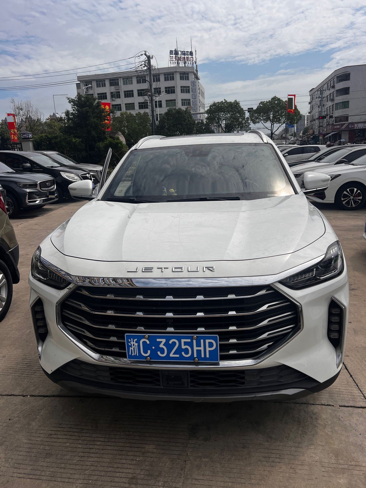 Jetour X70 PLUS 2021 #2 Jetour X70 PLUS 2021 car image #2