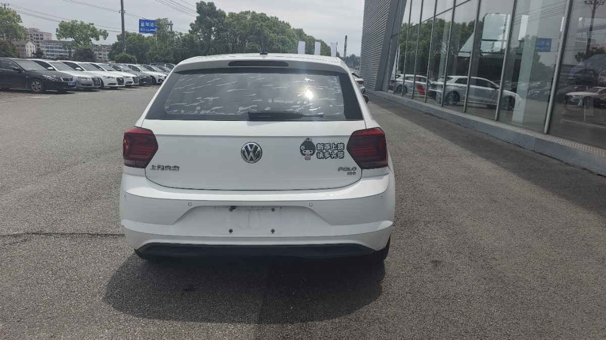Volkswagen Polo 2019 car image #8