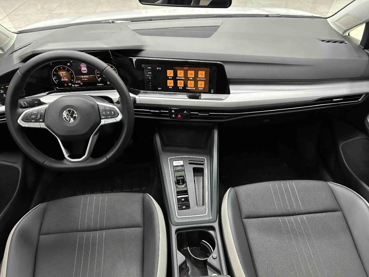 Volkswagen Golf 2022 #2 Volkswagen Golf 2022 car image #2
