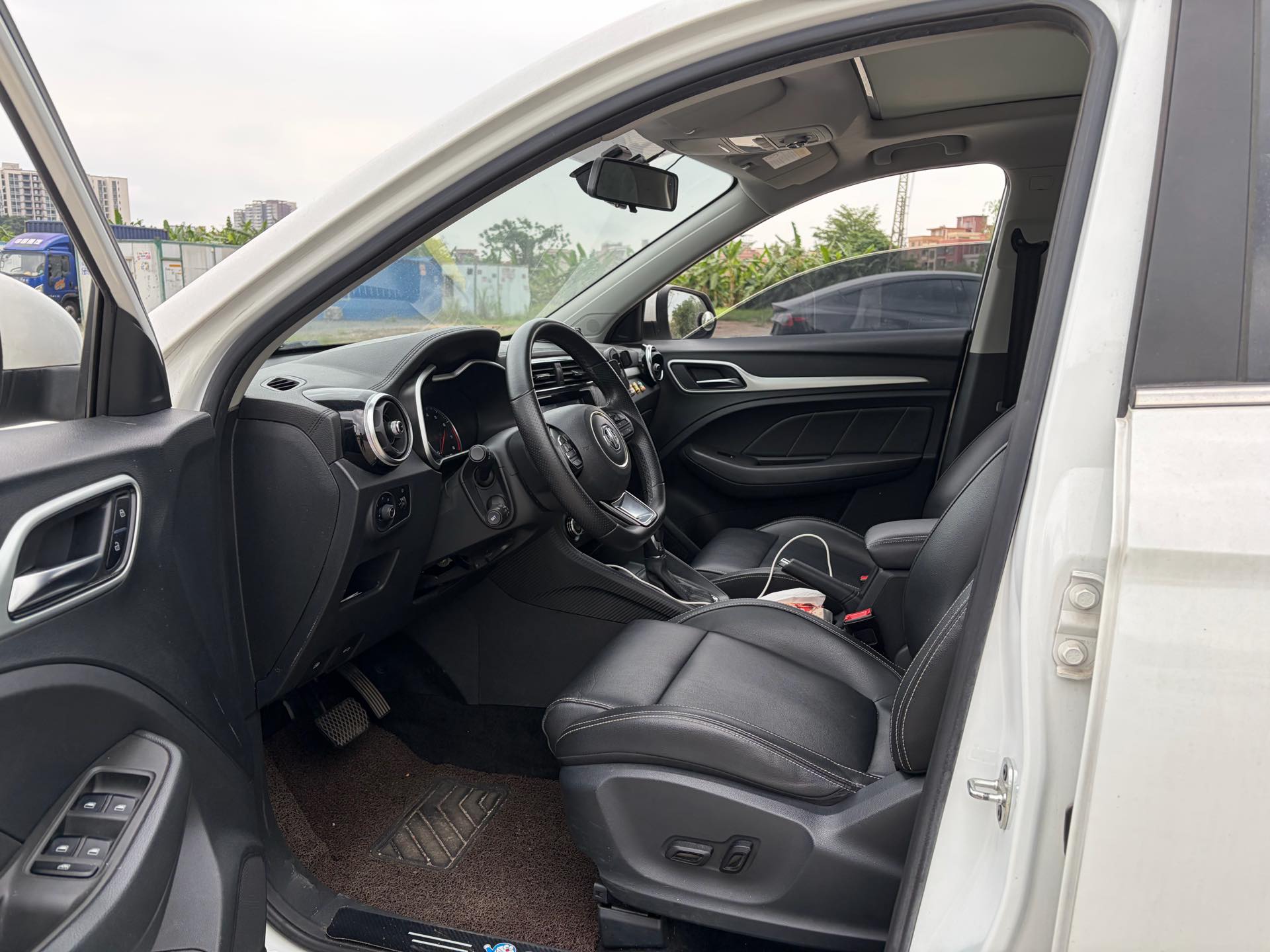 MG ZS 2019 immagine di auto #2