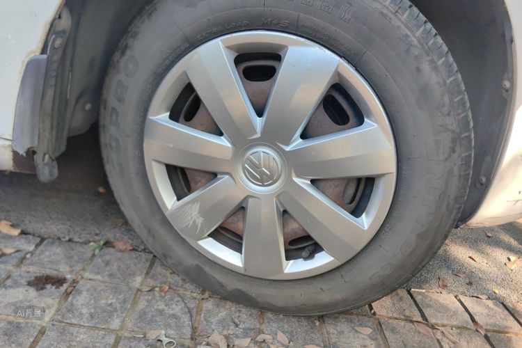 Volkswagen Santana 2015 car image #9