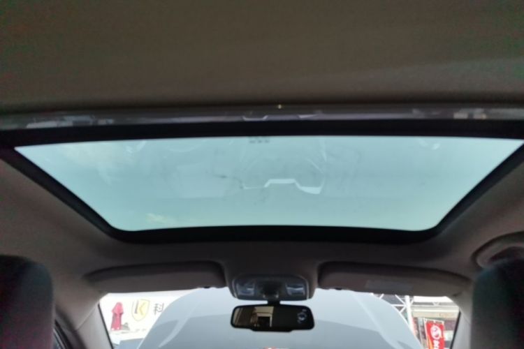 BYD Yuan New Energy 2019 immagine di auto #18