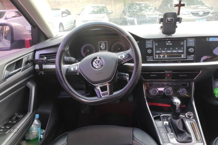 Volkswagen Lavida 2019 #12 Volkswagen Lavida 2019 car image #12