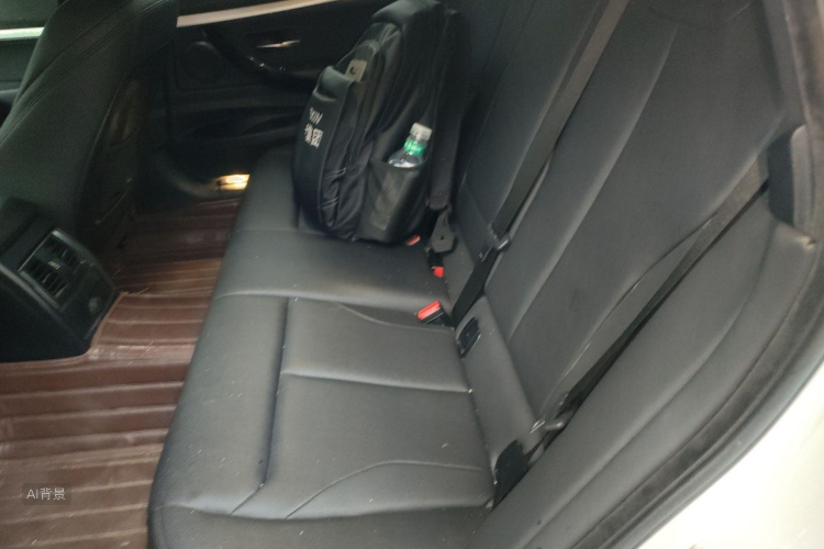 BMW 3 Series GT 2020 car image #19