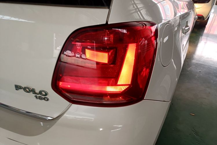 Volkswagen Polo 2016 #8 Volkswagen Polo 2016 car image #8