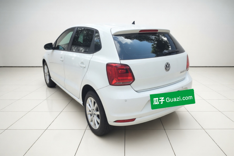 Volkswagen Polo 2015 #5 Volkswagen Polo 2015 car image #5