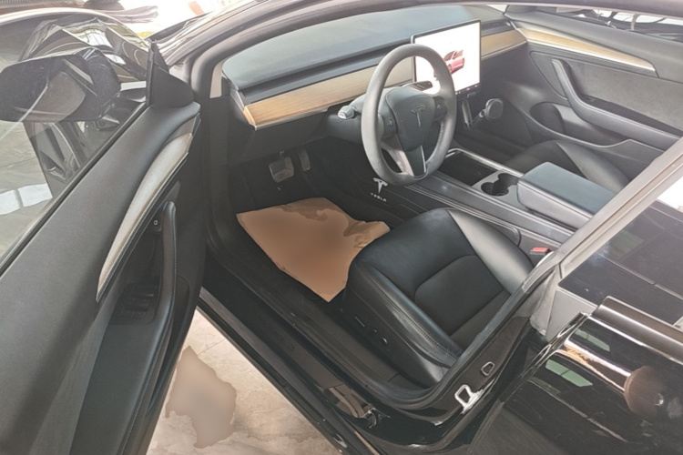 Tesla Model 3 2023 #16 Tesla Model 3 2023 car image #16