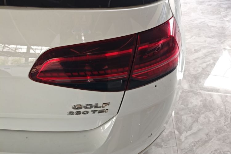 Volkswagen Golf 2019 #8 Volkswagen Golf 2019 car image #8