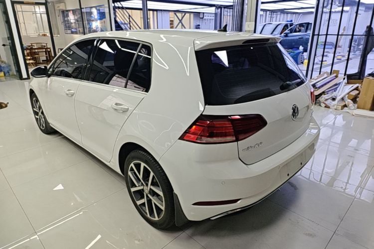 Volkswagen Golf 2020 #5 Volkswagen Golf 2020 изображение автомобиля #5