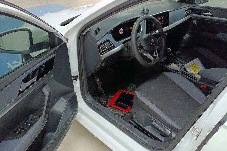 Volkswagen Lavida 2022 car image #12