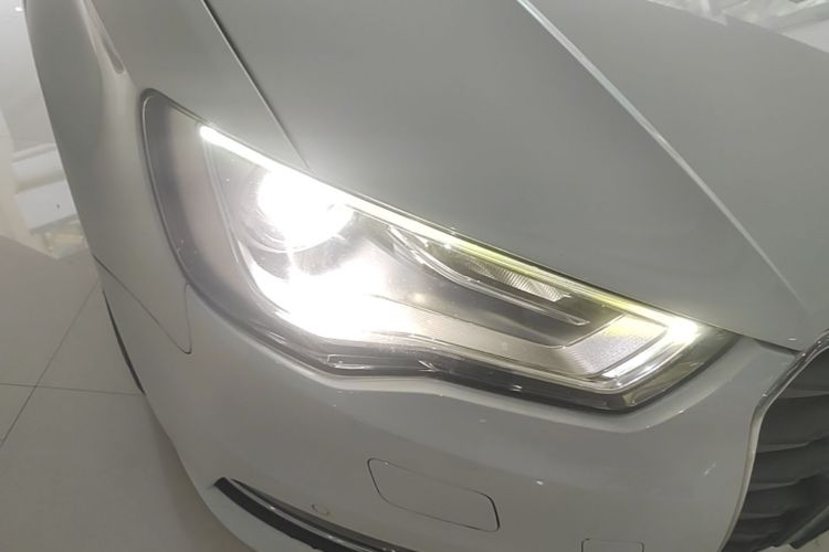 Audi A3 2015 car image #8