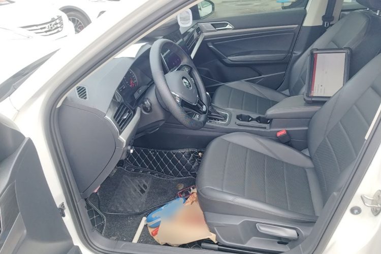 Volkswagen Lavida 2019 car image #19
