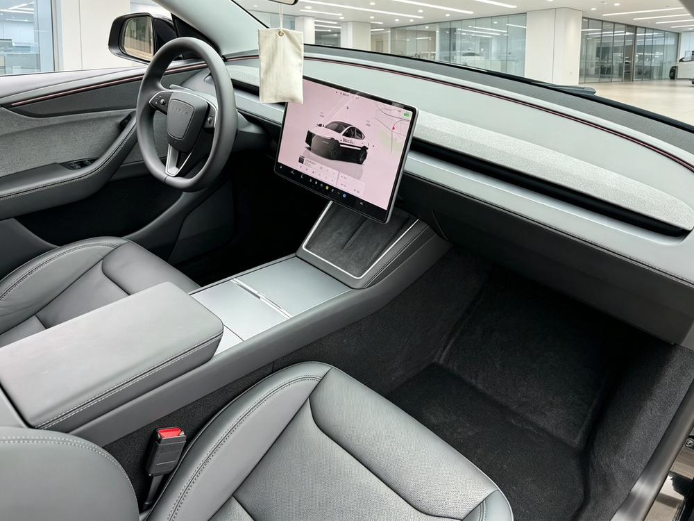 Tesla Model Y 2025 #17 Tesla Model Y 2025 imagen de coche #17