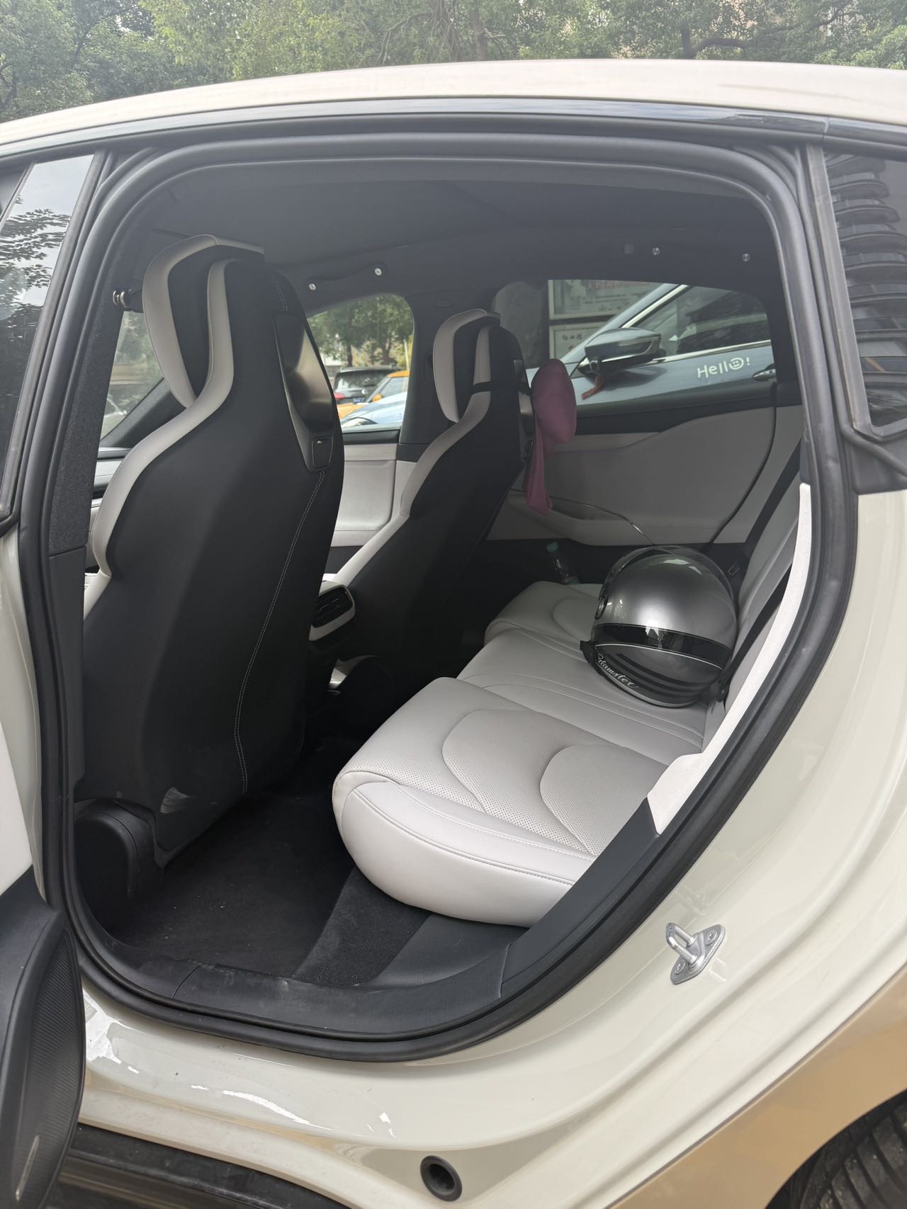 MI SU7 2025 car image #3