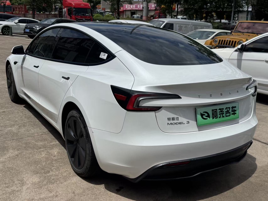 Tesla Model 3 2020 #4 Tesla Model 3 2020 car image #4