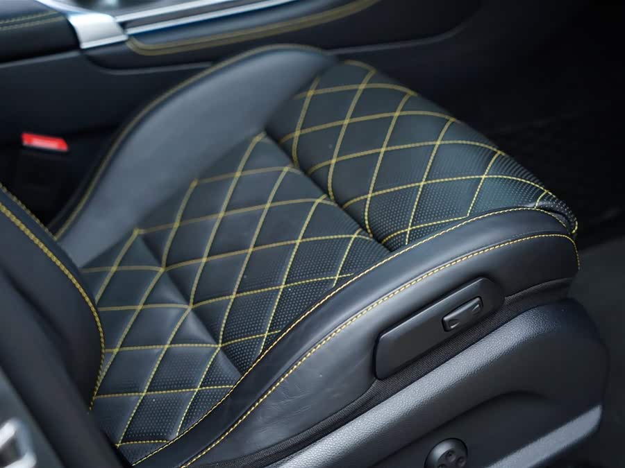 Mercedes-Benz GLC Coupe AMG 2019 #47 Mercedes-Benz GLC Coupe AMG 2019 car image #47